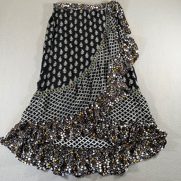 Christian Siriano New York Dresses & Skirts - Christian Siriano Womens Small Mixed‎ Print boho Ruffle Wrap Maxi Skirt Black